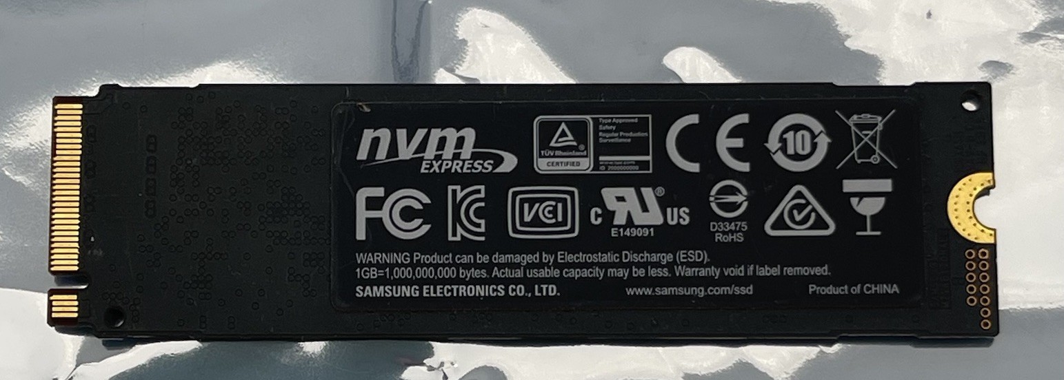 Samsung V-NAND SSD 970 Pro NVME M.2 2280 512GB SSD MZ-V7P512 MZVKB512HAJQ