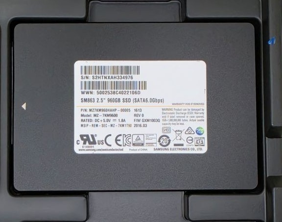 Samsung SM863 Series 960GB SATA 6Gbps 2.5” Int. SSD MZ7KM960HAHP-00005- New