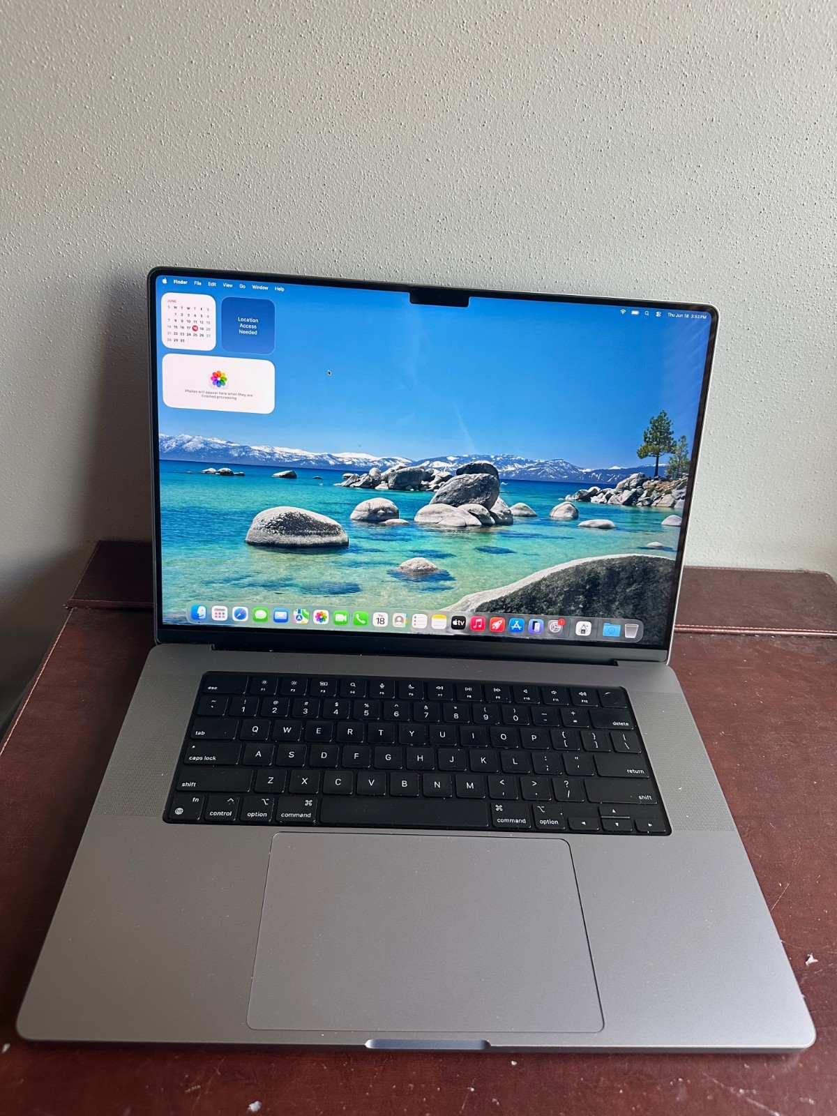 Apple MacBook Pro 16″ (2021) M1 Pro, 16-Core GPU, 512GB SSD 16GB RAM, Space Gray