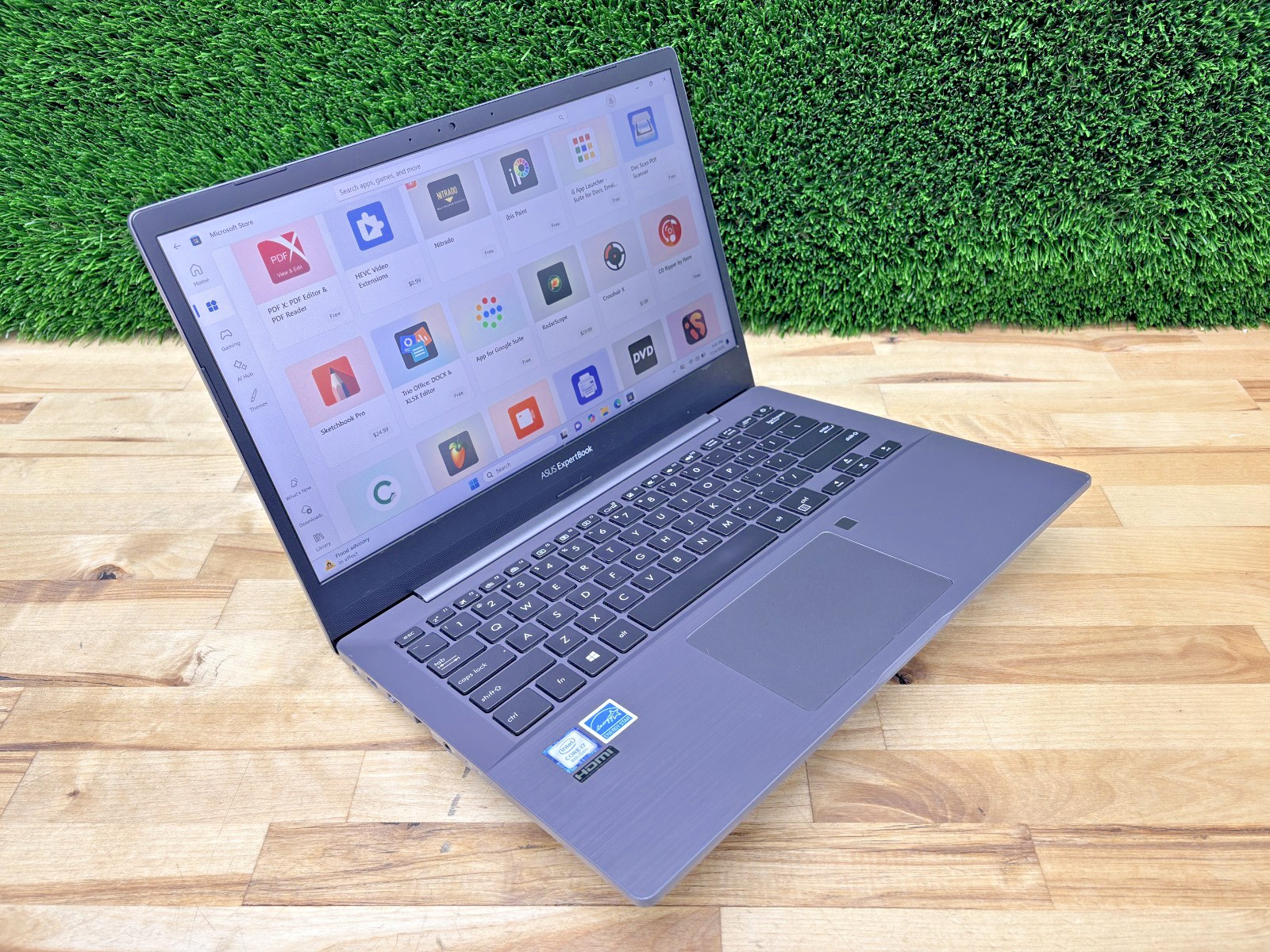 ASUS ExpertBook Intel Core i7-8th Gen 1.80GHz 16GB RAM 256GB SSD Windows 11 Pro*
