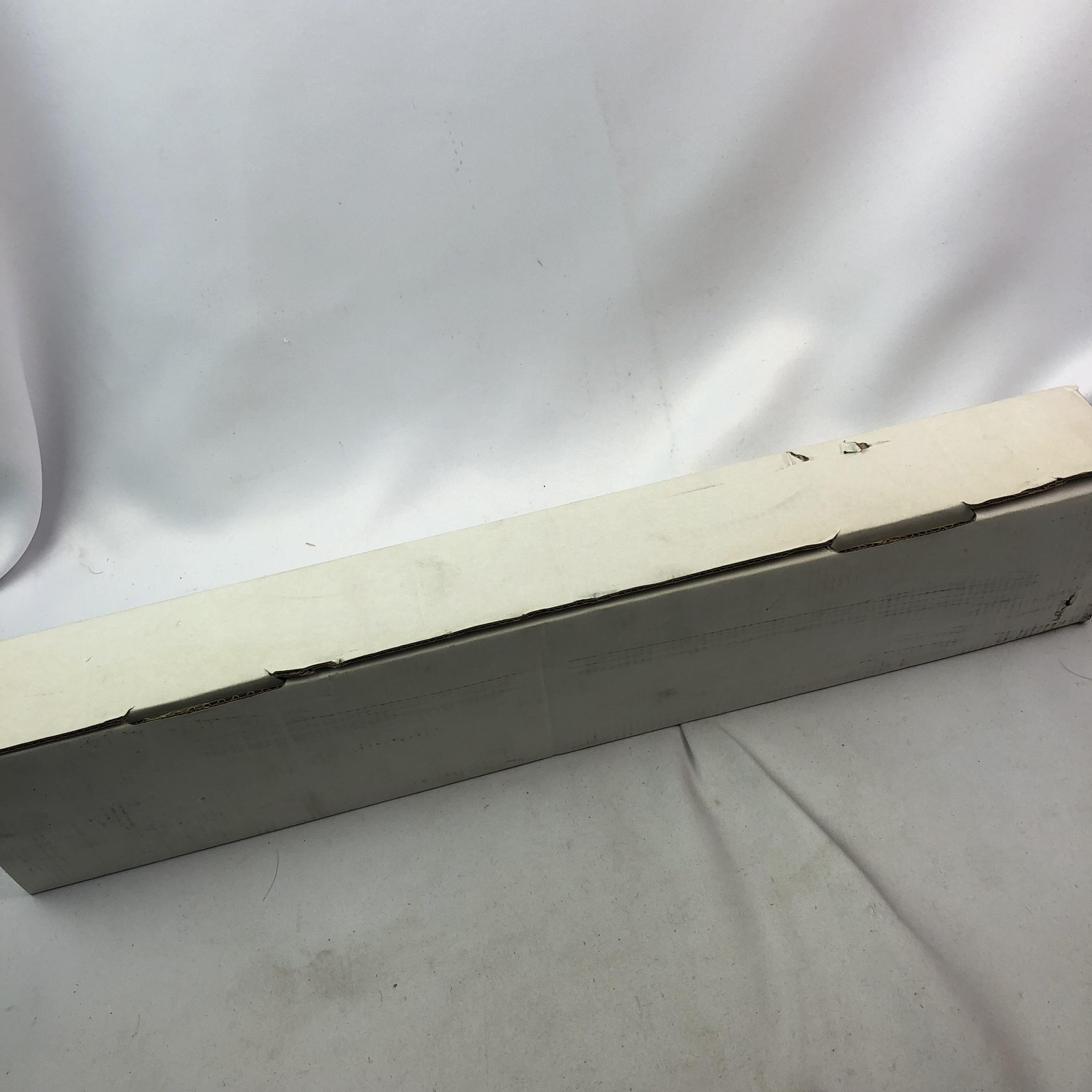 NavePoint 00300725 1U Full Floor Rack Mount Server Rail Kit Black Open Box