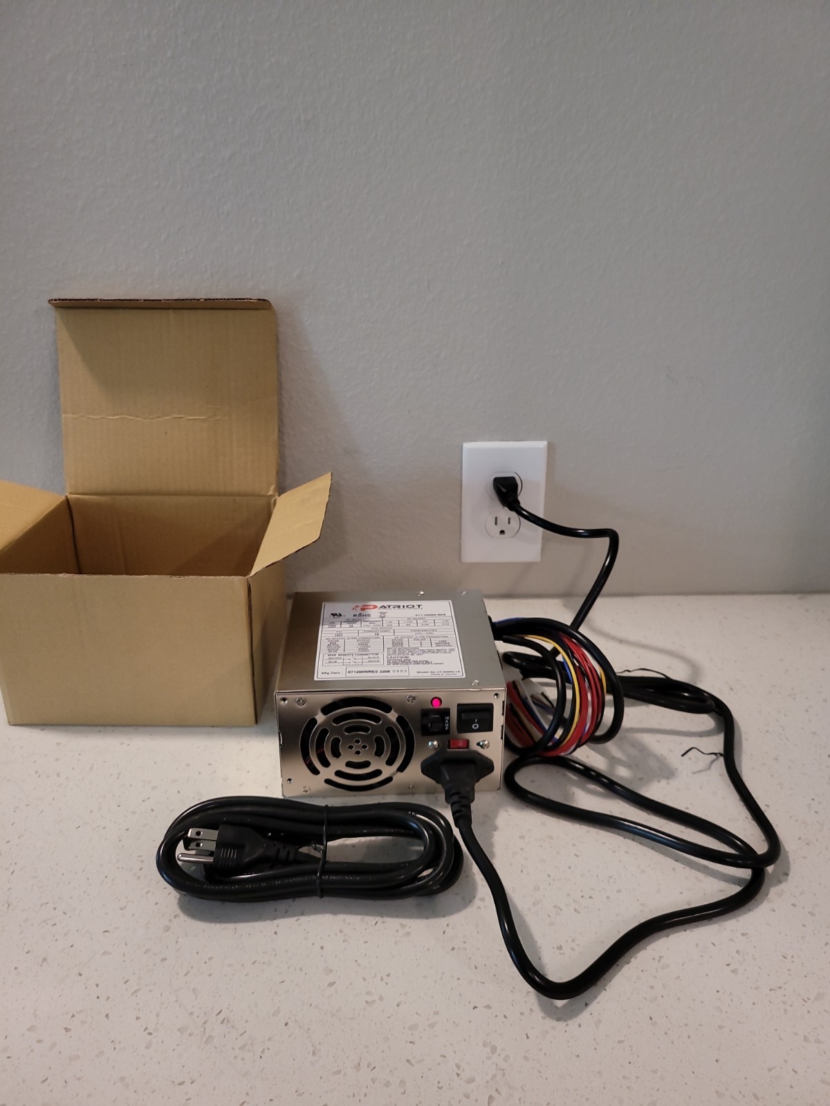 Patriot LT-200W 200W-1R 200 Watts Power Supply /NEW/JUA3539