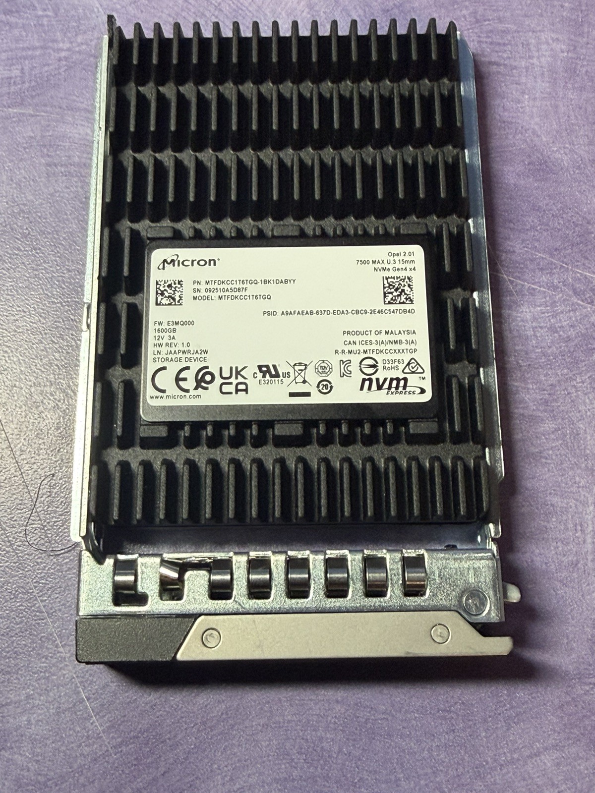Micron 7500 MAX U.3 MTFDKCC1T6TGQ 1.6TB PCIe Gen4 x4 NVMe SSD