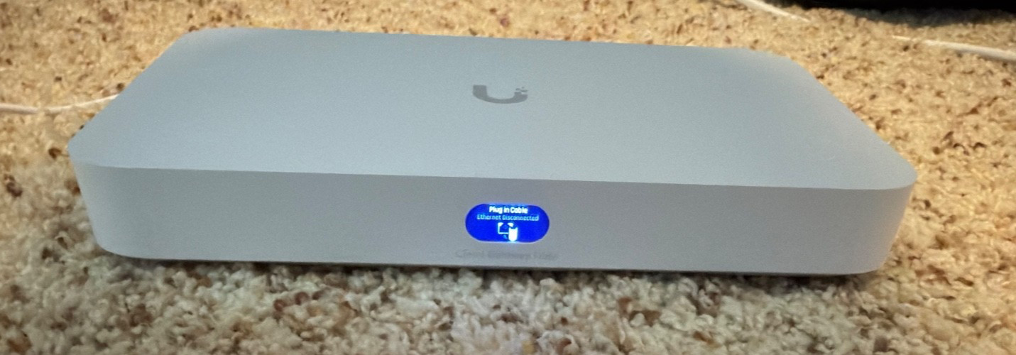 Ubiquiti Unifi – Cloud Gateway Fiber (UCG-Fiber) LIKENEW CONDITION