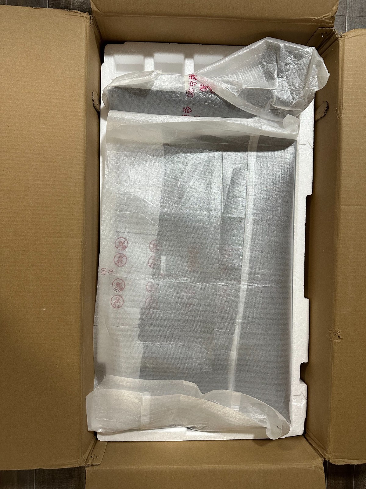 Monitor LG UlraGear 32″ 32GR93U 4K 144Hz(3840 x 2160) IPS
