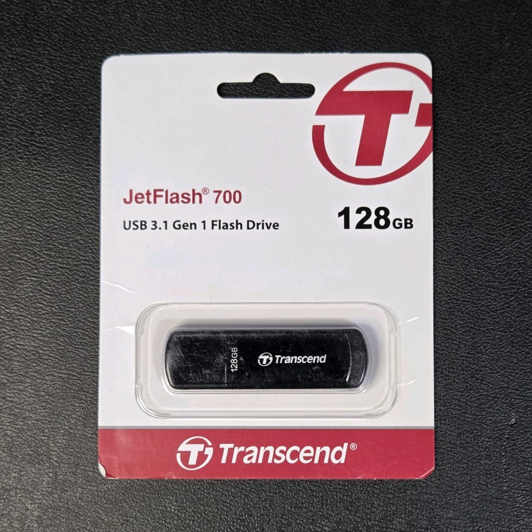 Transcend JetFlash 700 128GB USB-A Flash Drive USB 3.1 Gen 1 Black TS128GJF700