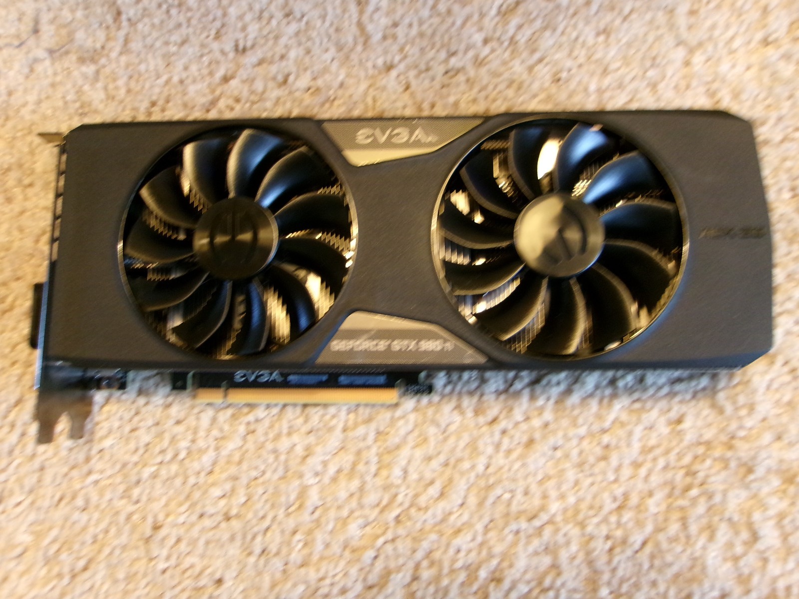 EVGA NVIDIA GeForce GTX 980 Ti 6 GB GDDR5 PCI Express 3.0 x16 Video Card