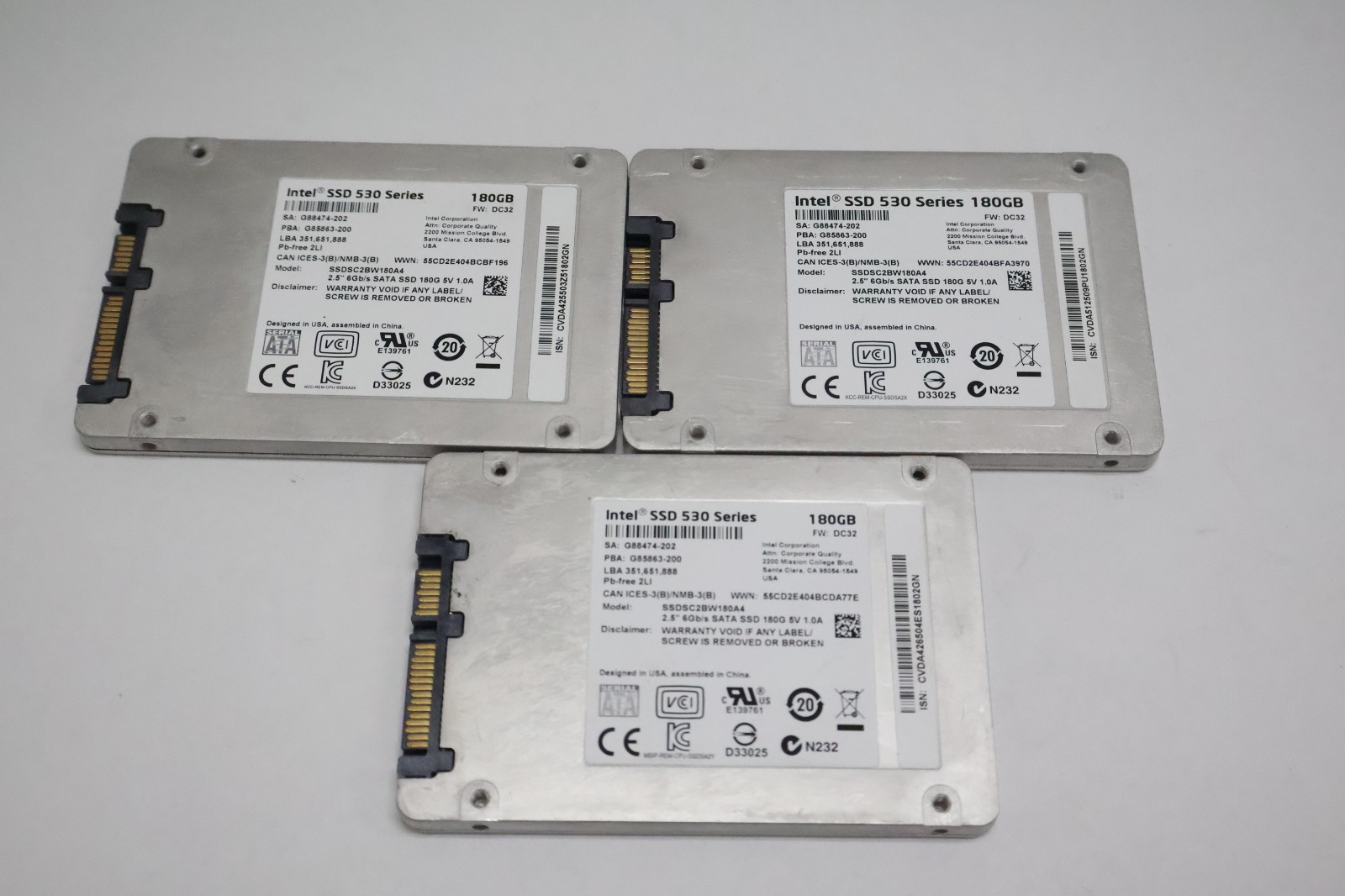 Intel SSD 530 Series 180GB 2.5″ SATA 6Gb/s Solid State Drive Lot of 3 Tested