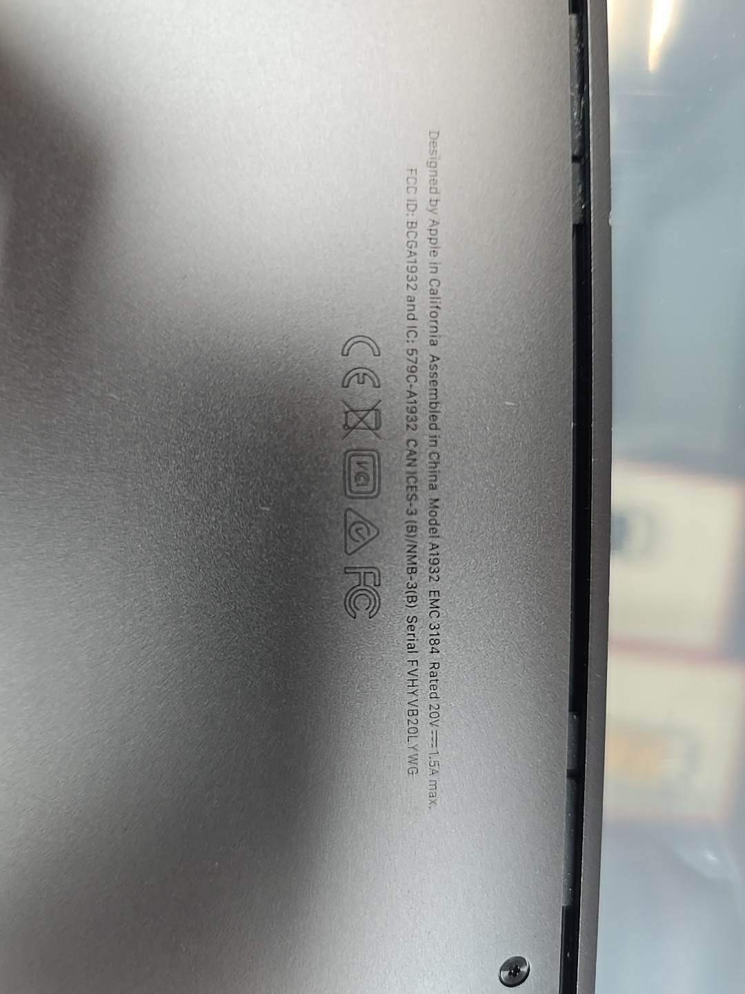 Apple Macbook Air 13″ i5 8GB 128GB – Tested