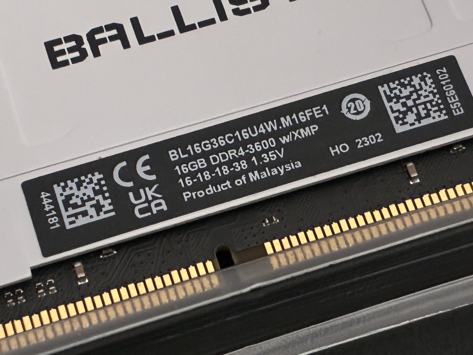 Crucial Ballistix 3600 DDR4 16GB DRAM Desktop Gaming Memory ( BL16G36C16U4W )