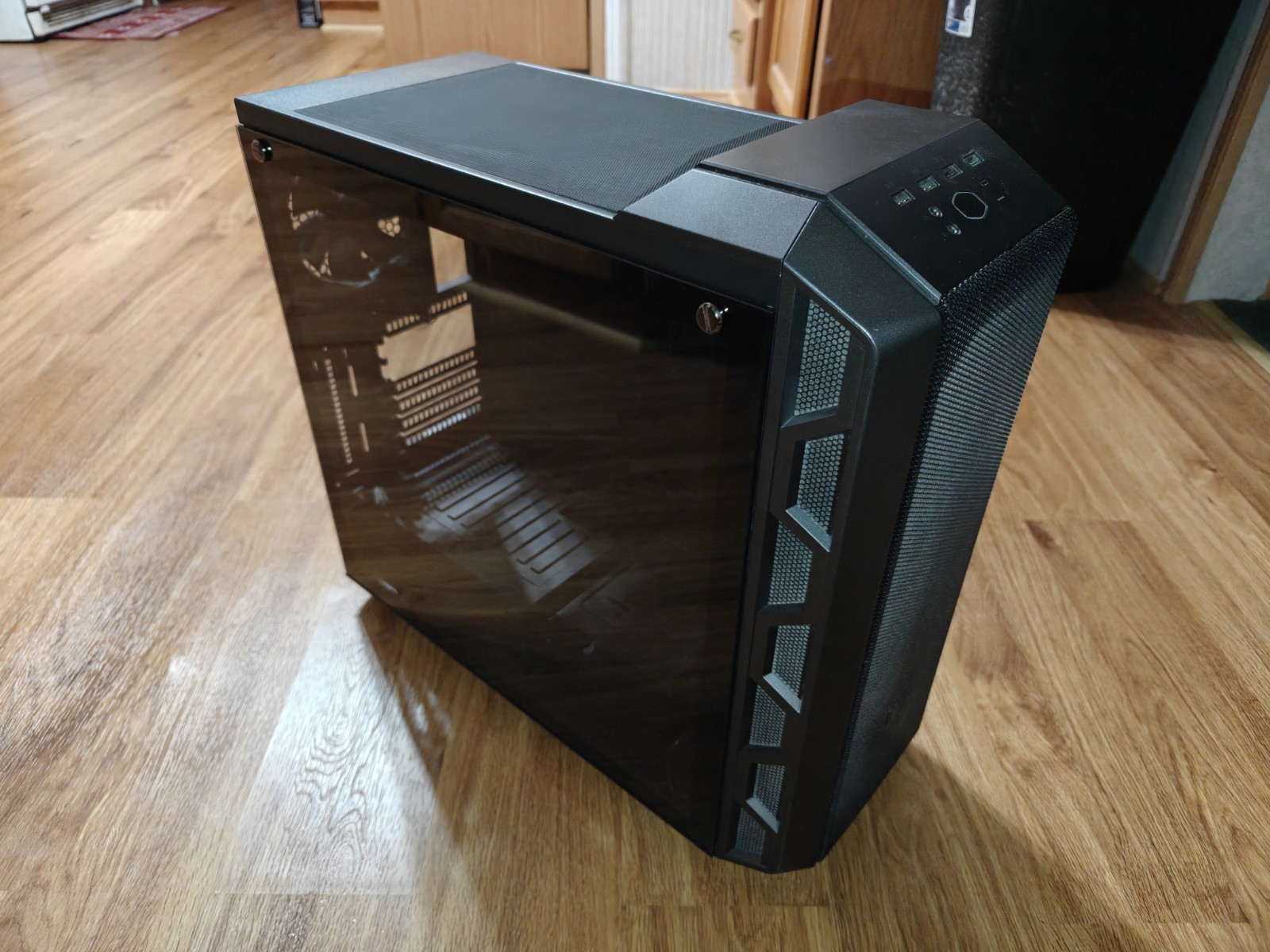 Cooler Master MasterCase H500 Mid Tower Case, 2x 210mm & 1x 120mm Fans Included