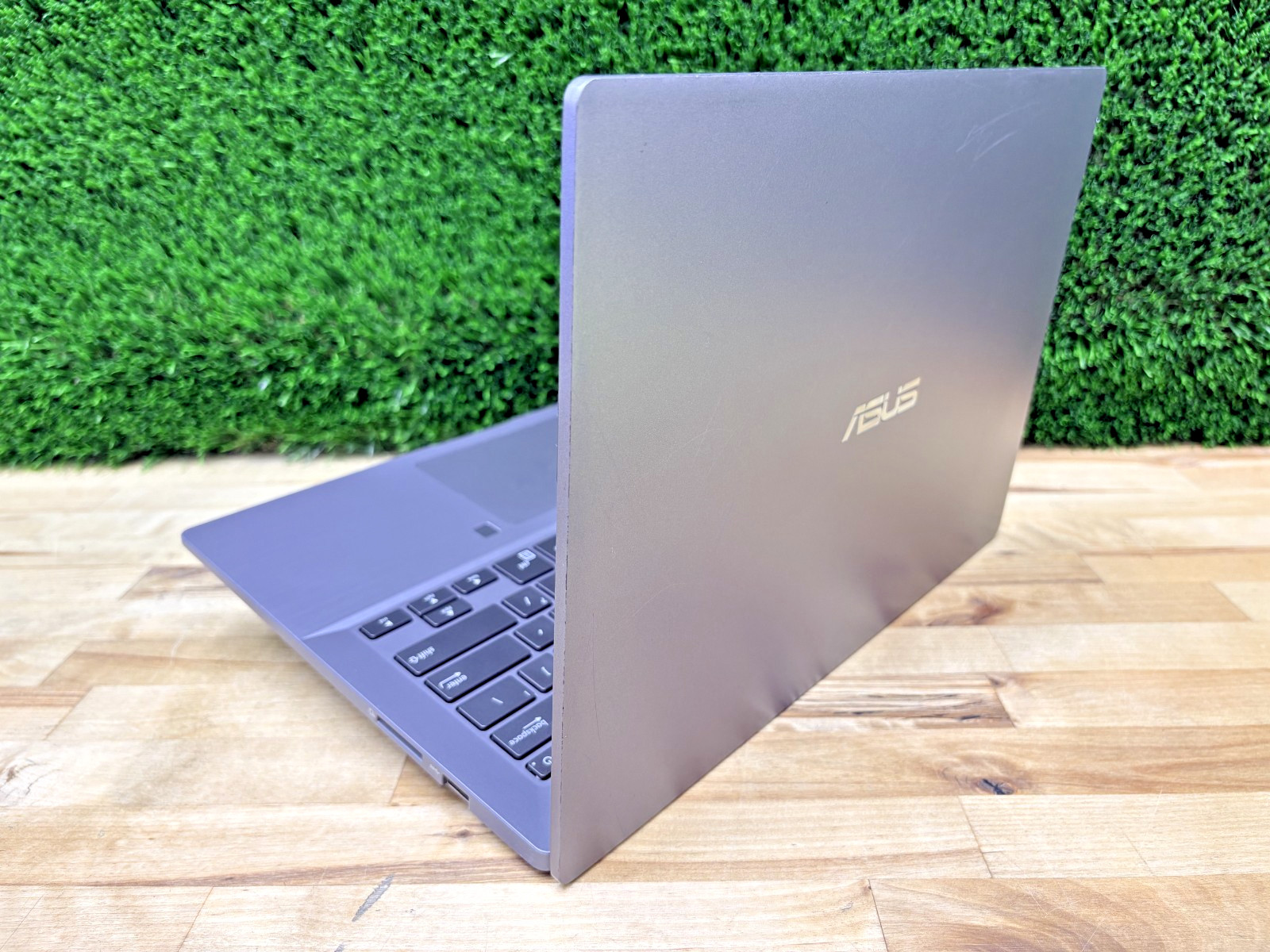 ASUS ExpertBook Intel Core i7-8th Gen 1.80GHz 16GB RAM 256GB SSD Windows 11 Pro*