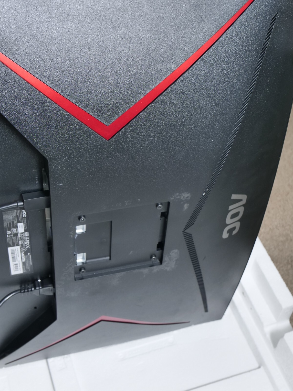 AOC C32G2ZE 32 inch LCD Gaming Monitor – As Is – Damaged