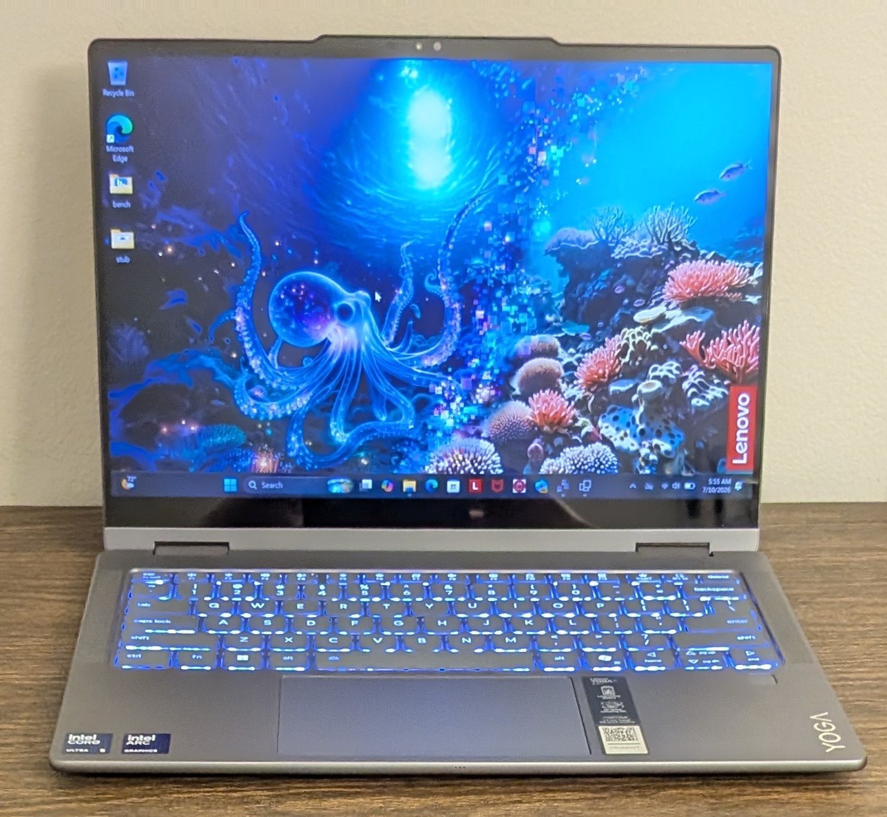 Lenovo Yoga 7i 2-in-1 14″ FHD+ OLED Touch (Core Ultra 5 226V, 16GB/512GB SSD)