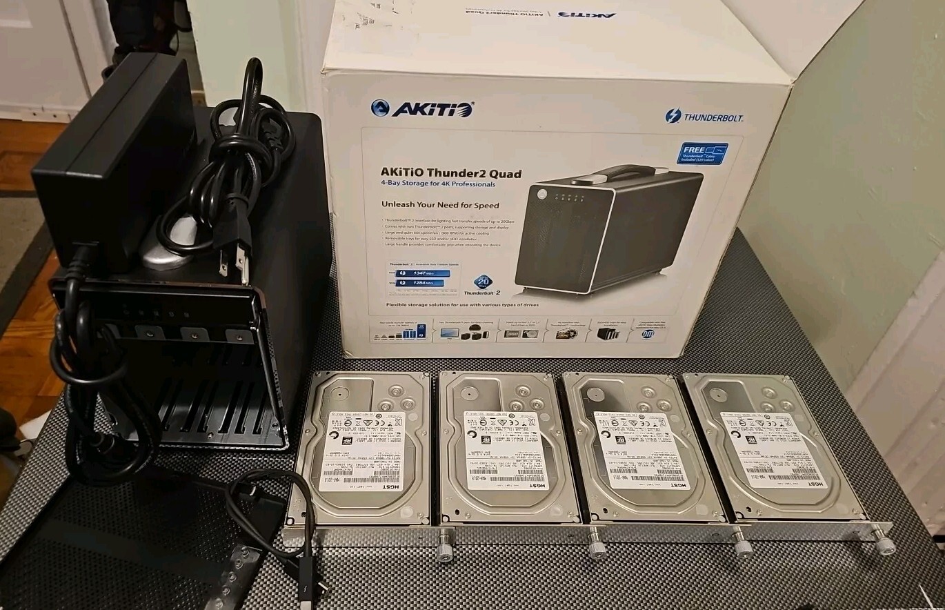 AKiTiO Thunder2 QUAD 16TB 3.5″ HD