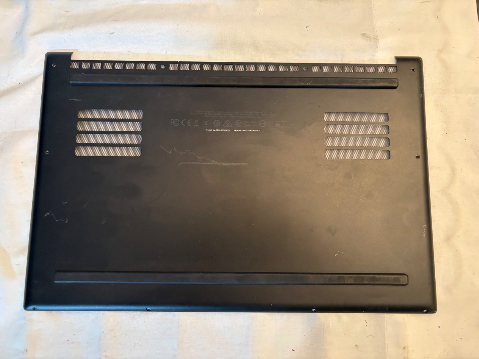 Razer Blade 15 Studio Edition RZ09-0330 – Bottom Back Cover BLACK