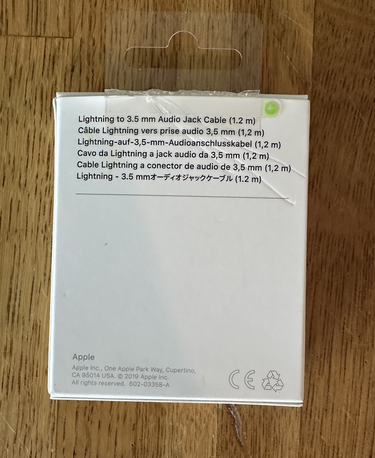 GENUINE APPLE LIGHTNING TO 3.5MM CABLE (1.2M) WHITE MXK22AM/A For AirPods Max