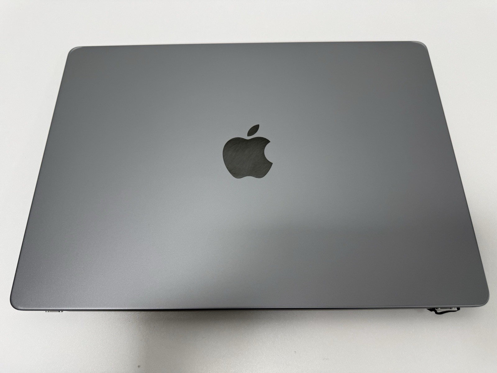 LCD Screen Display Assembly For Apple MacBook Pro M1 14″ A2442 2021-2022