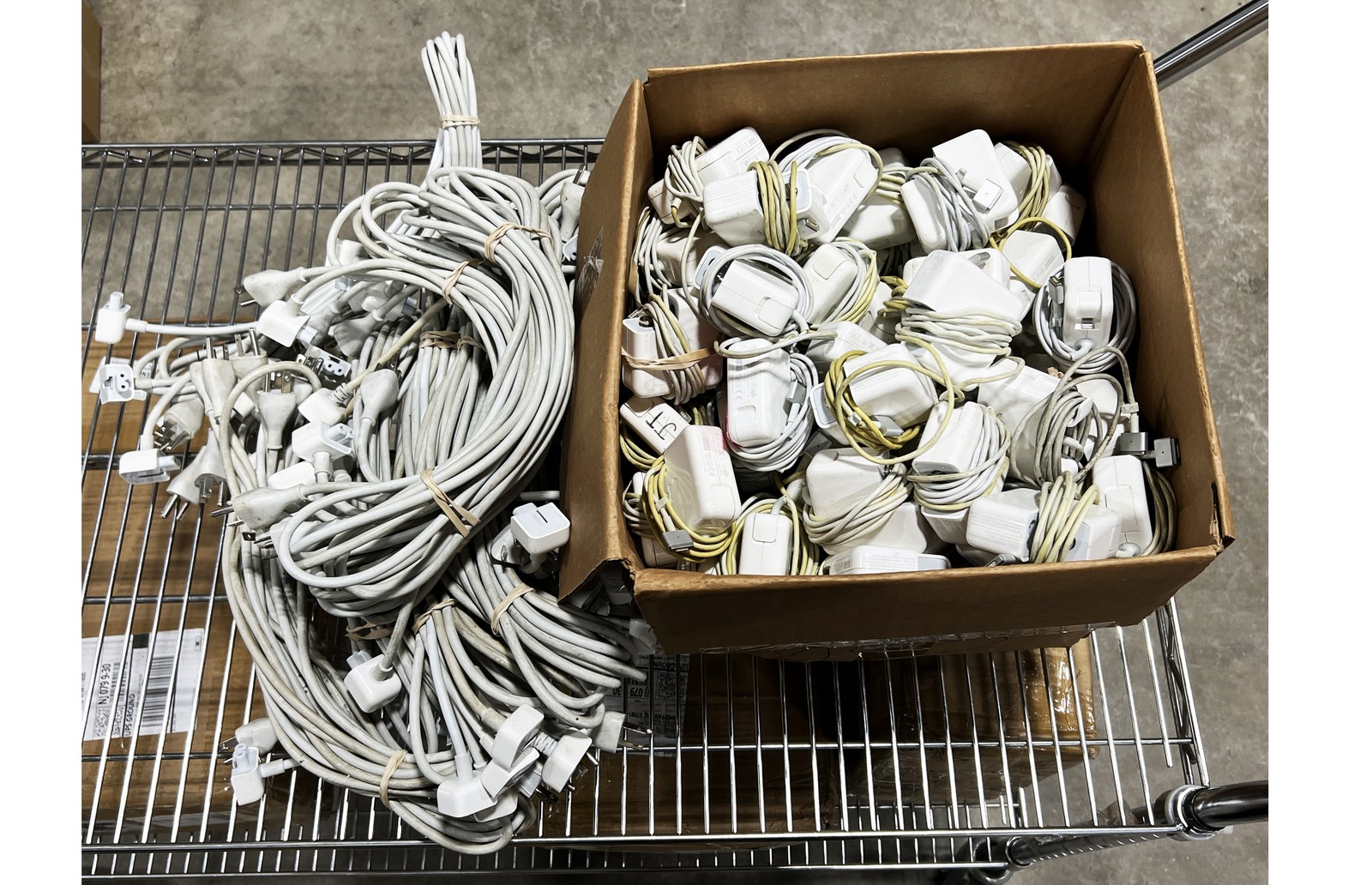 Lot of 100 OEM Apple Magsafe 2 45W AC Adapter A1436 with Power Cable – Grade D