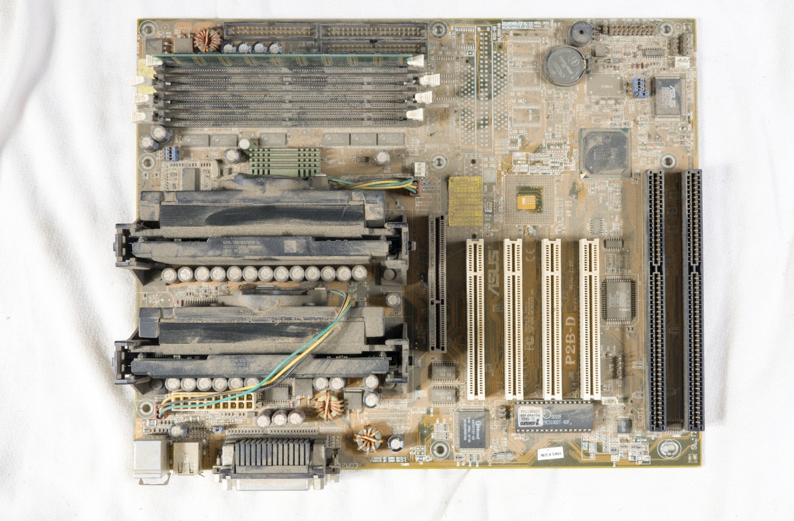 Vintage Asus P2B-D Dual Pentium 3 600MHz 128MB motherboard ISA PCI tested mbdC72