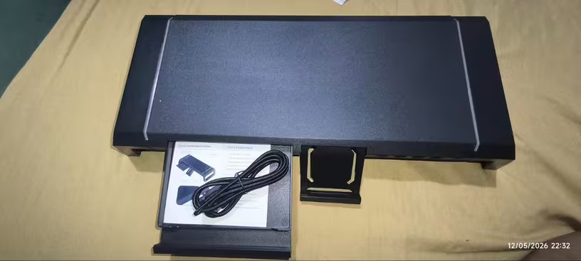 Computers/ Laptop/ Desktop Accessories/ Monitor Accesso