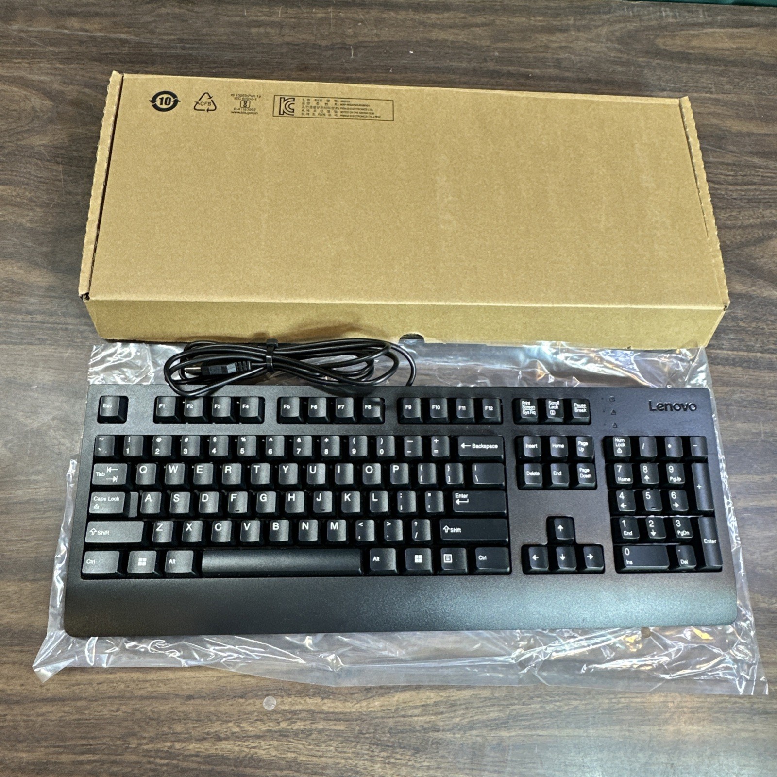 Lenovo KBBH21 Traditional USB Keyboard NEW NEVER USED