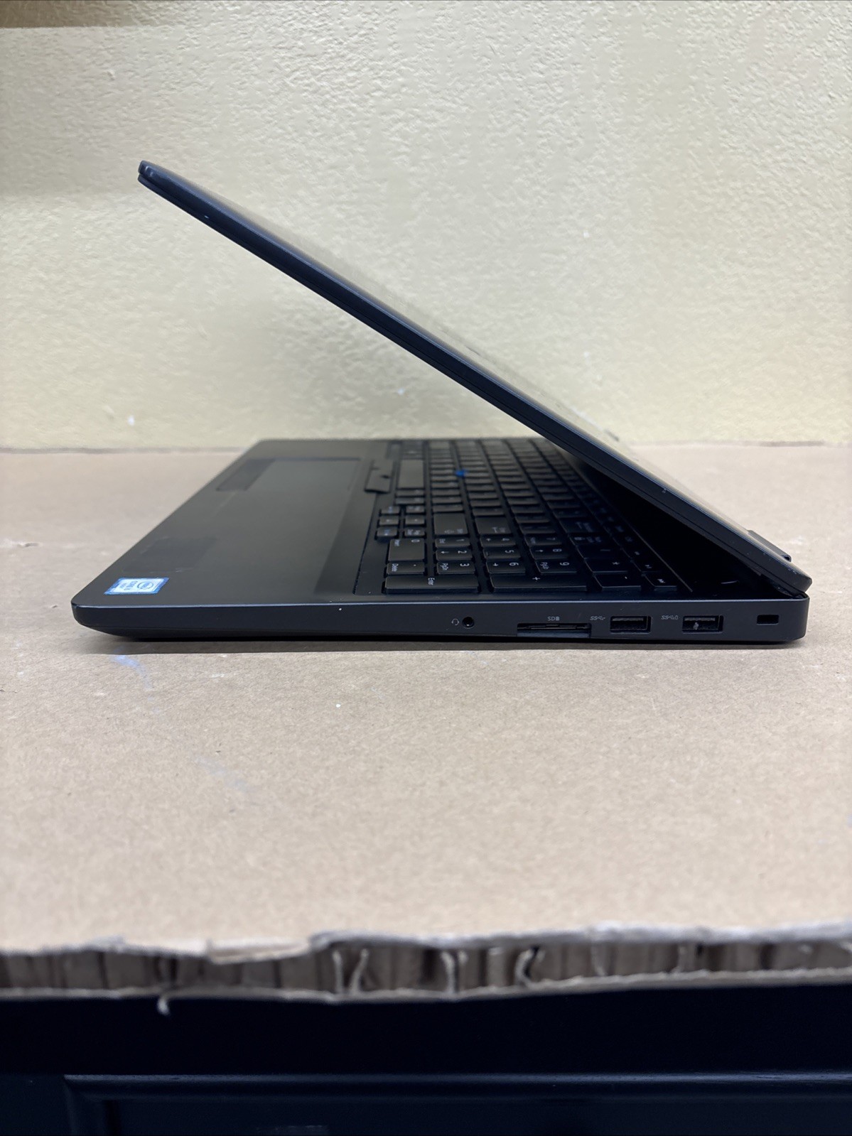 Dell Latitude E5570 Laptop | i5-6200U | 8GB RAM | 256 GB M.2 | w/ AC Adapter