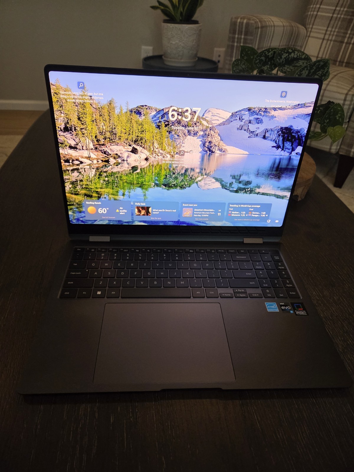 Samsung Galaxy Book3 Pro 360 16″ (2023) – i7-1360P/ 16GB / 1TB – S Pen Included