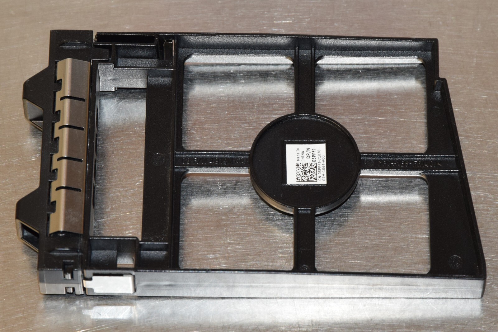 2.5″ Drive Bay Blank TW13J GY520 5PPFJ Dell PowerEdge R720 R620 R830 R730 R630