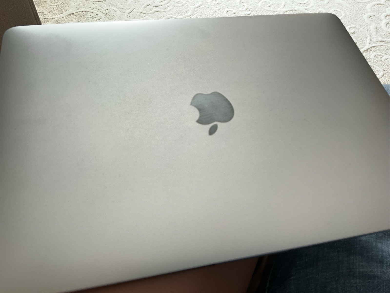 Apple MacBook Pro A1989 13-inch Laptop with Touch Bar
