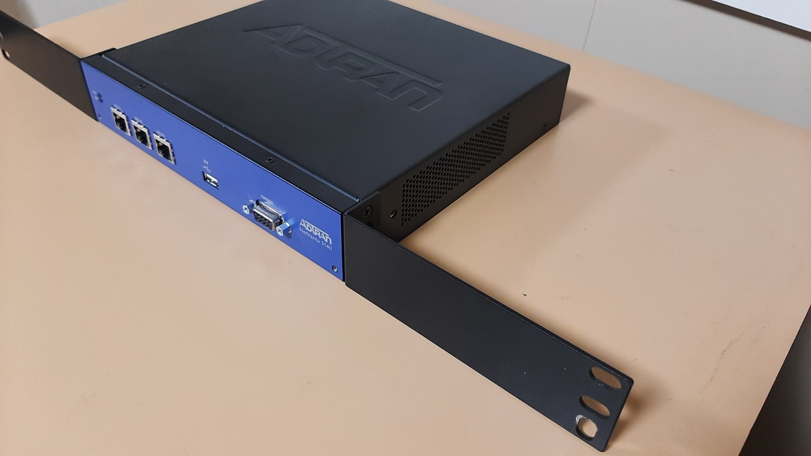 ADTRAN Netvanta 3140 RM Rack-Mount Ethernet Router (3 Ports)