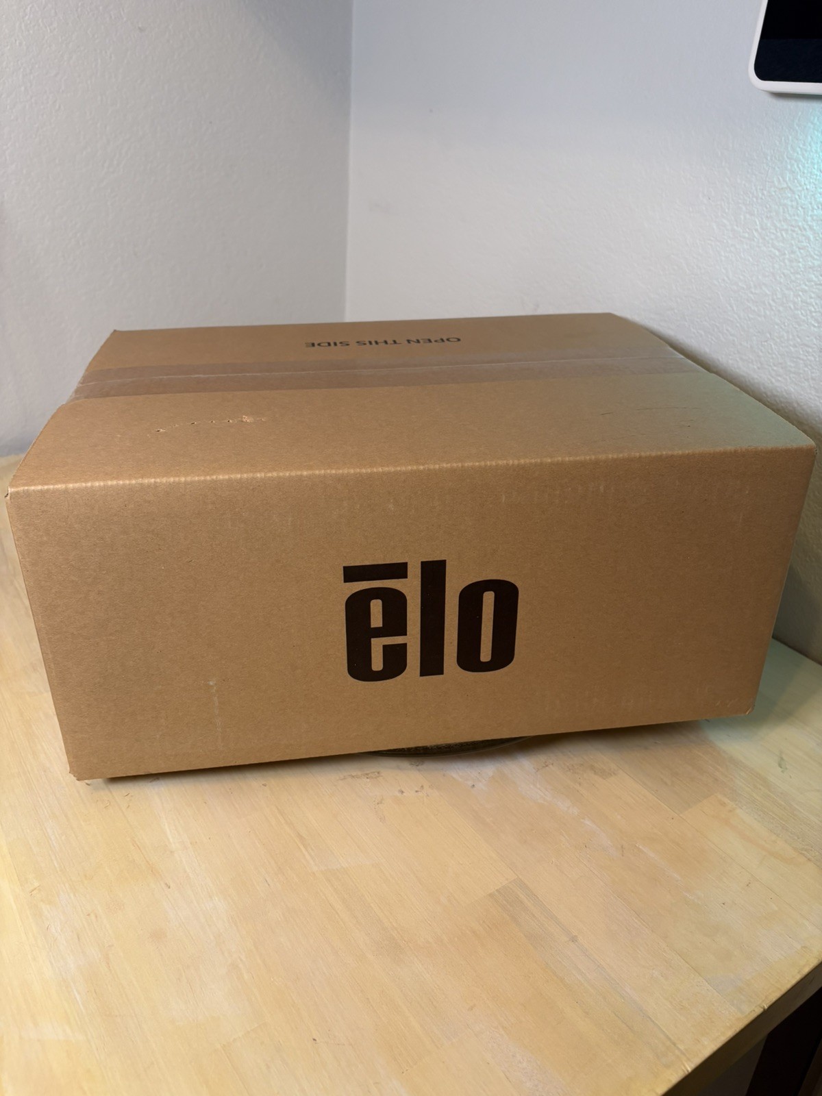 Elo ET1502L Touch Screen 1366 x 768 Res LCD Monitor 15.6″ 10 touches E318746 Blk