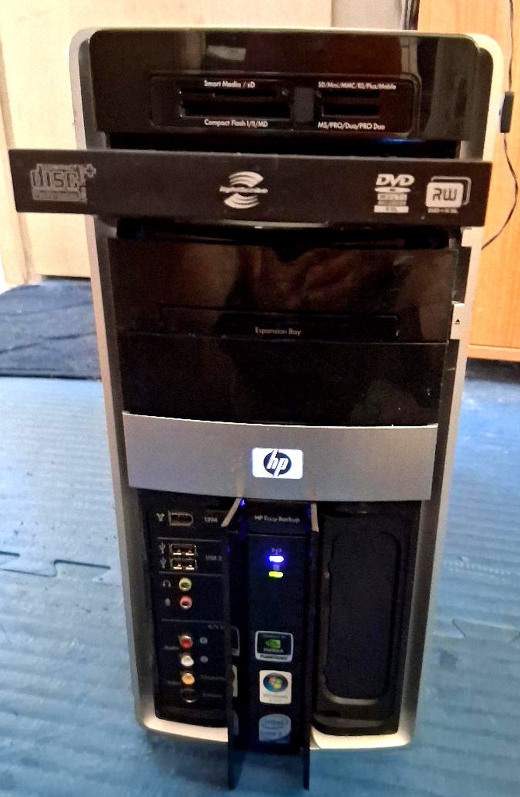HP Media Center, m9330f, win 10 pro, 750 GB HD, 6GB Ram, TV Card, wireless, prog