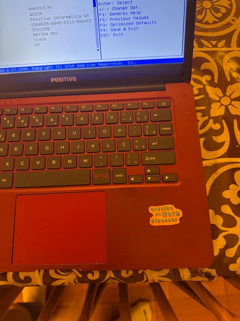 Positivo Motion Red V142N Laptop Intel Atom x5-Z8350 2GB RAM 32GB eMMC READ