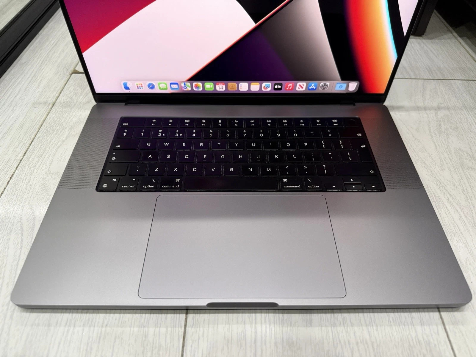Apple MacBook Pro 16″ Retina 2021 – 512GB SSD 16GB Ram 10C CPU 16C GPU M1 Pro