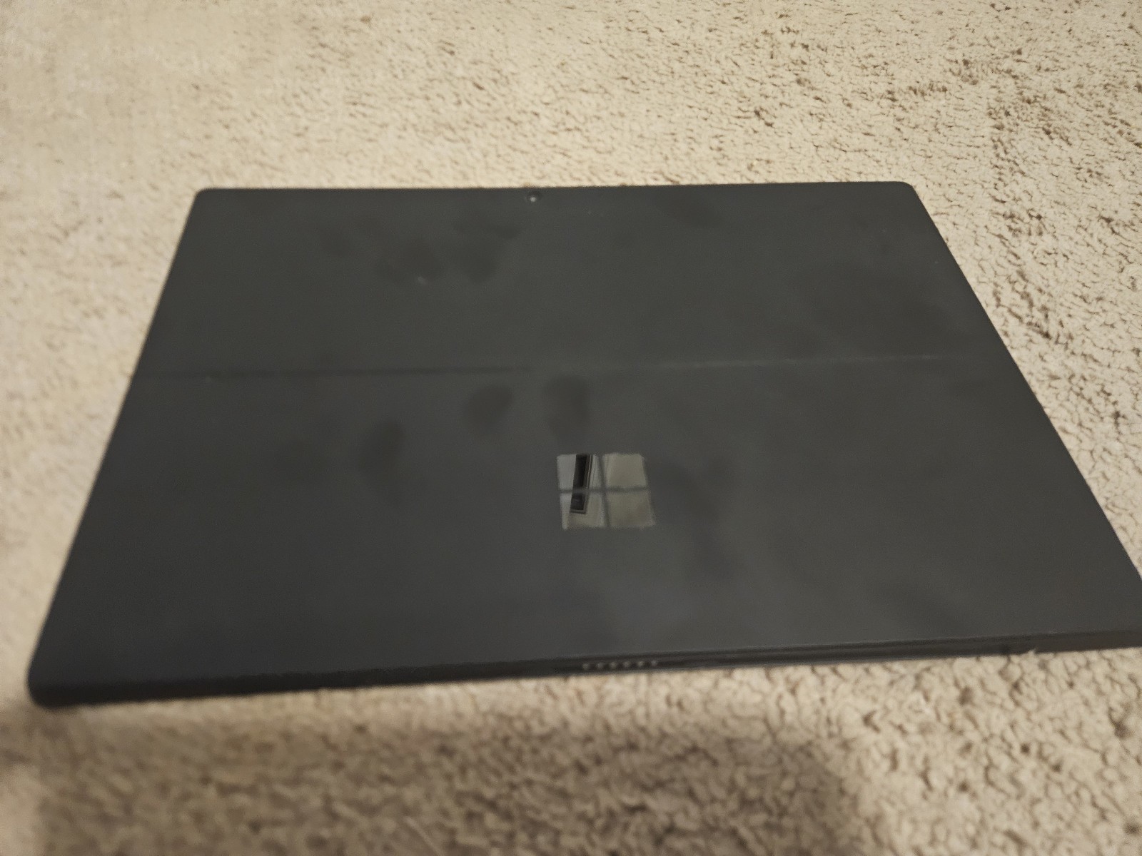 Microsoft Surface Pro 7 12.3″ (Intel Core i7 10th Gen) with keyboard and case