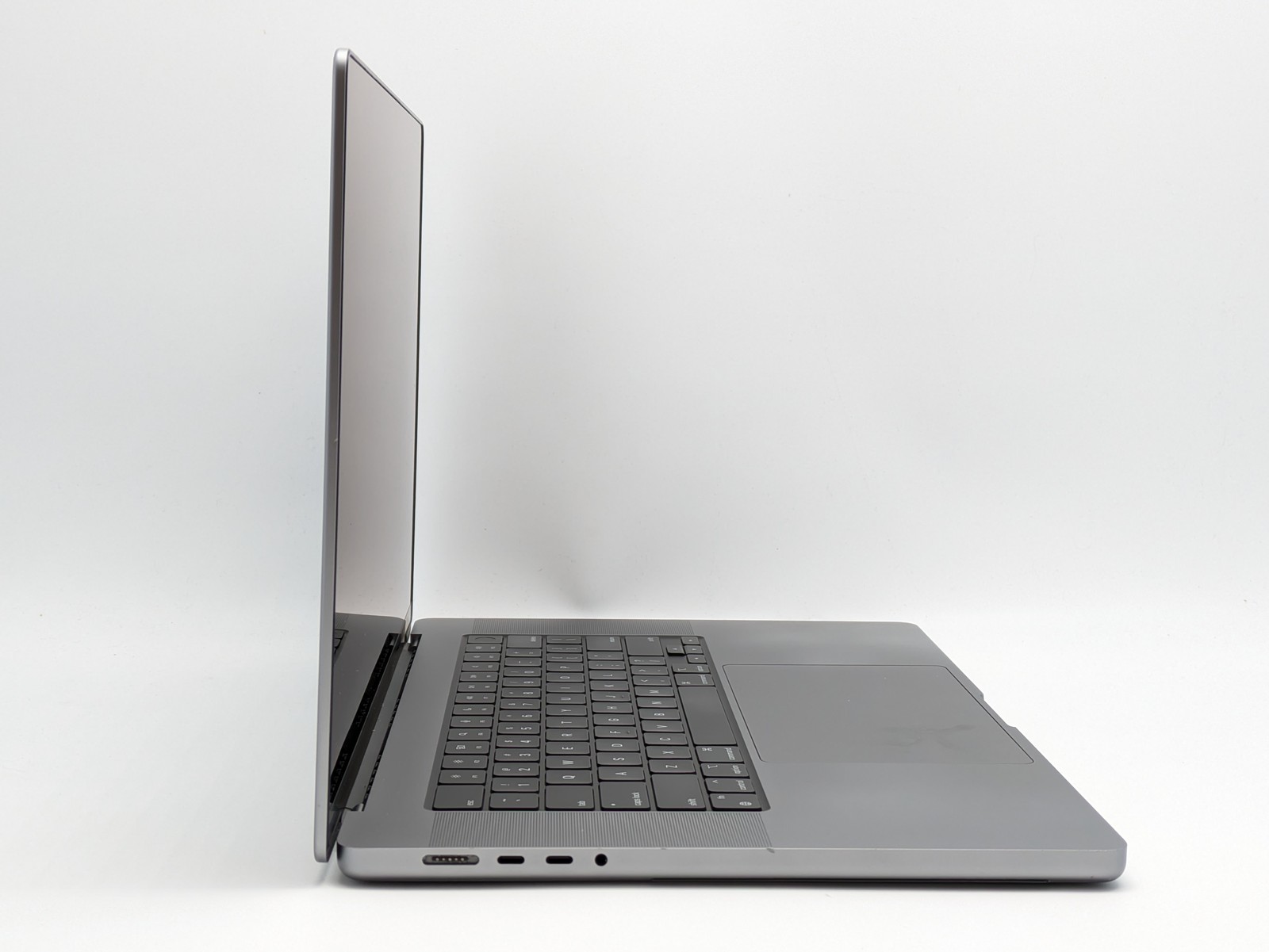 Apple MacBook Pro 2021 16.2″ M1 Pro 10-Core 512GB SSD 32GB RAM 16-Core GPU macOS