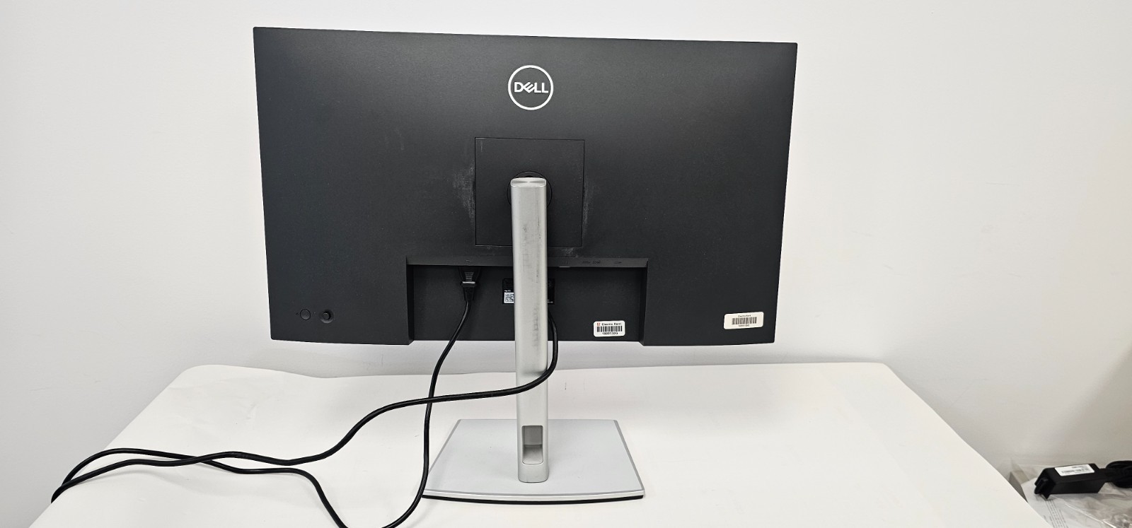 Dell P2722H 27″ Full HD IPS LED Monitor