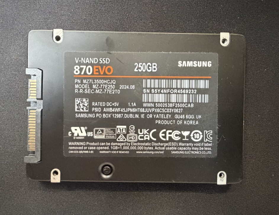 Samsung 870EVO 250GB 2.5″ SSD – MZ-77E250 98-100% Health