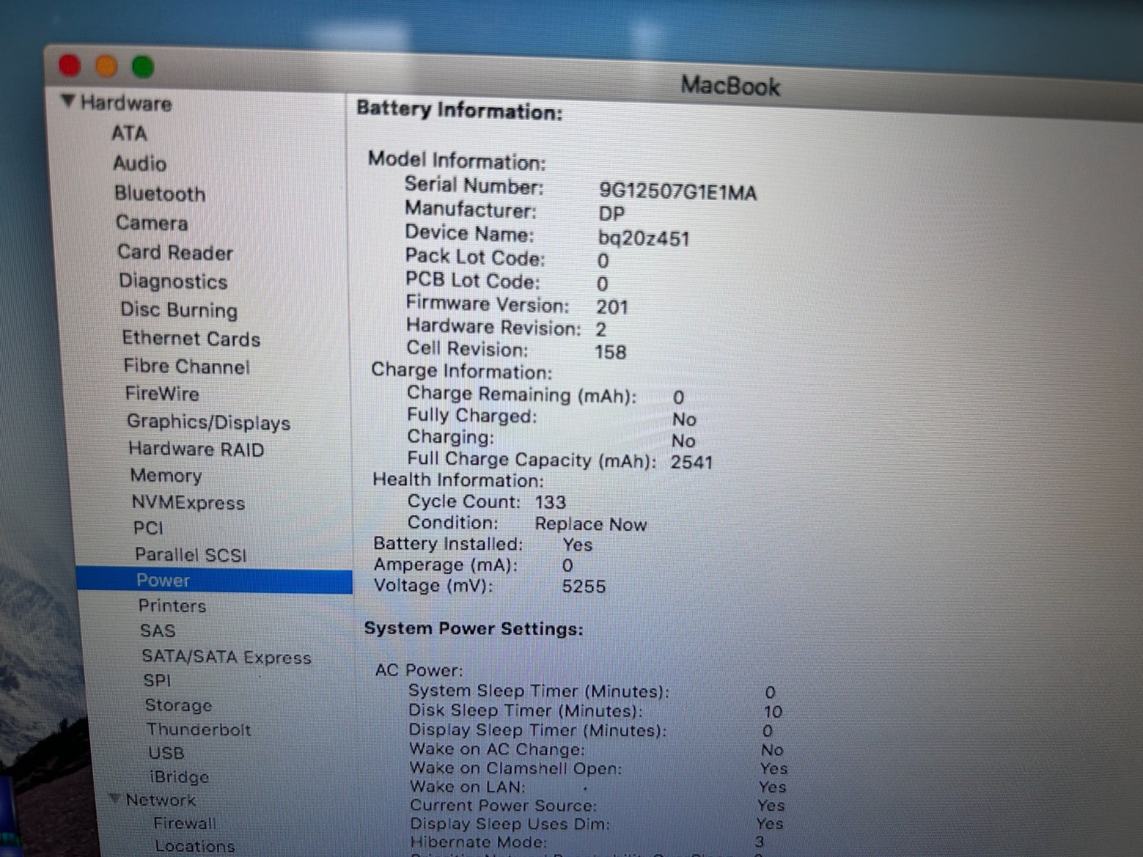 Apple MacBook Unibody 13.3″ – 2.4GHz Intel C2D| 4GB RAM| 250GB HD| High Sierra
