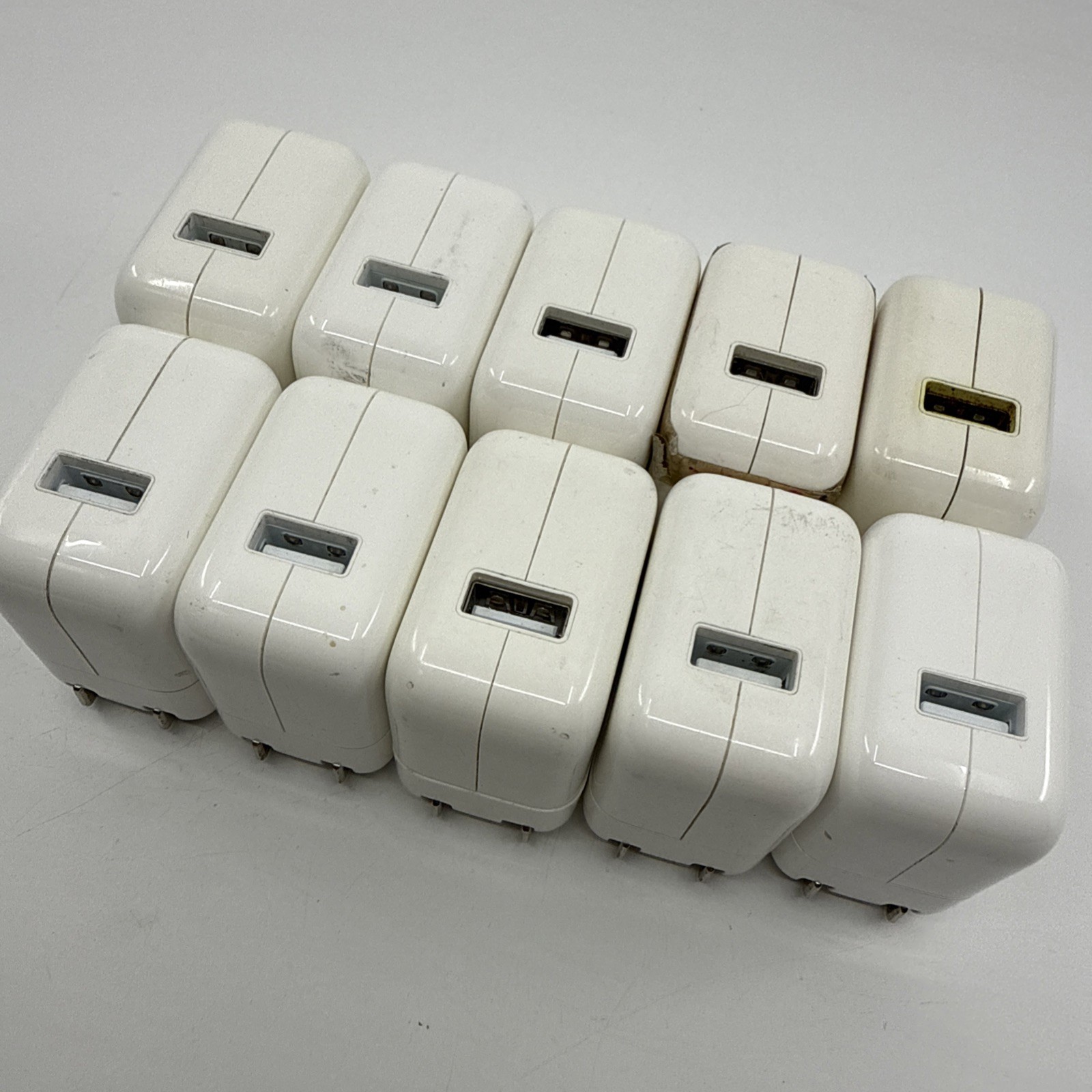 Lot 10 OEM Apple 12W Single USB Wall Chargers Power Adapters A1401 A1357 A2167