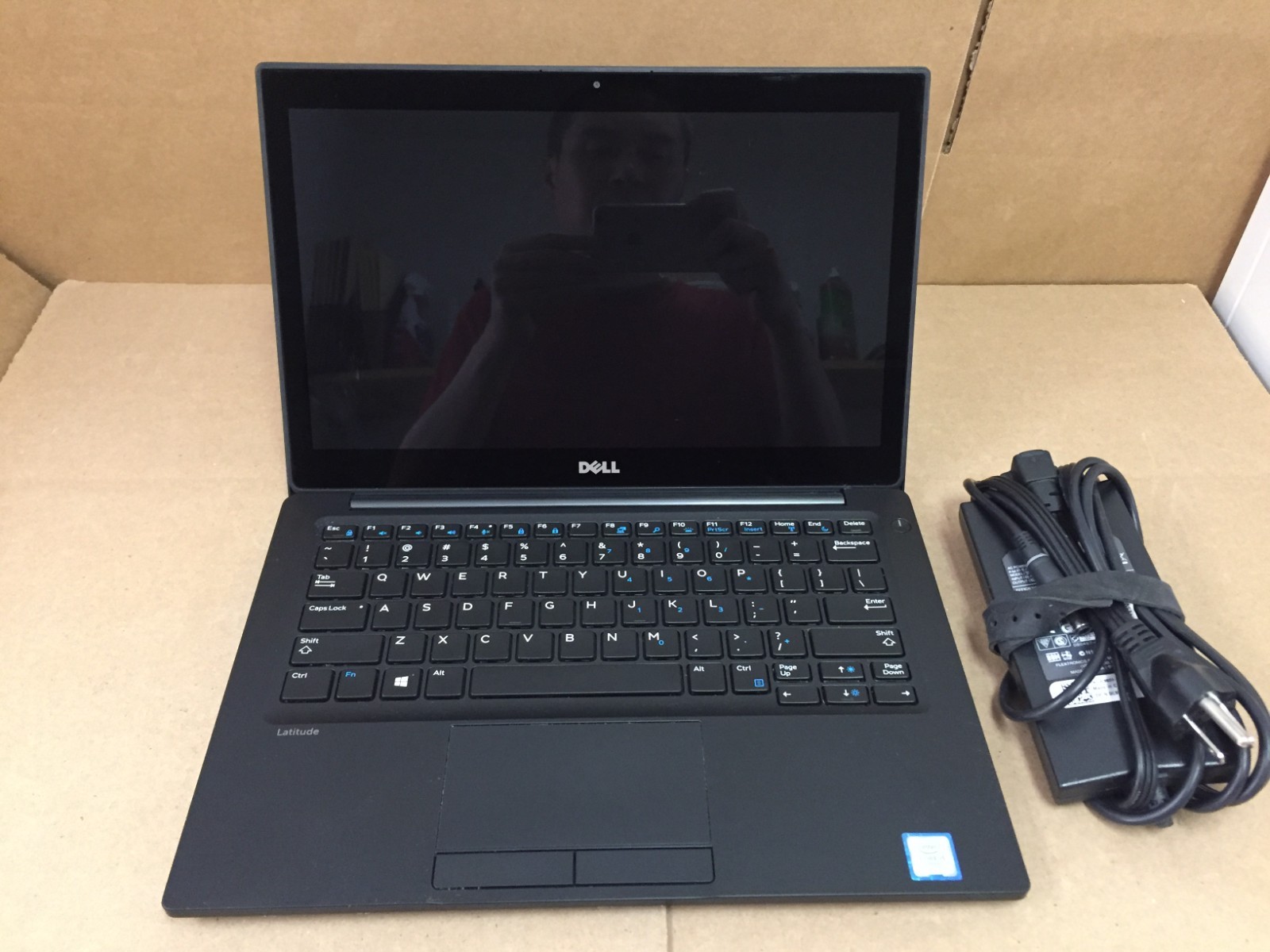 Dell Latitude 7280 12.5″ FHD Touch Screen i5-7300U 2.6GHz 16GB RAM 256GB SSD