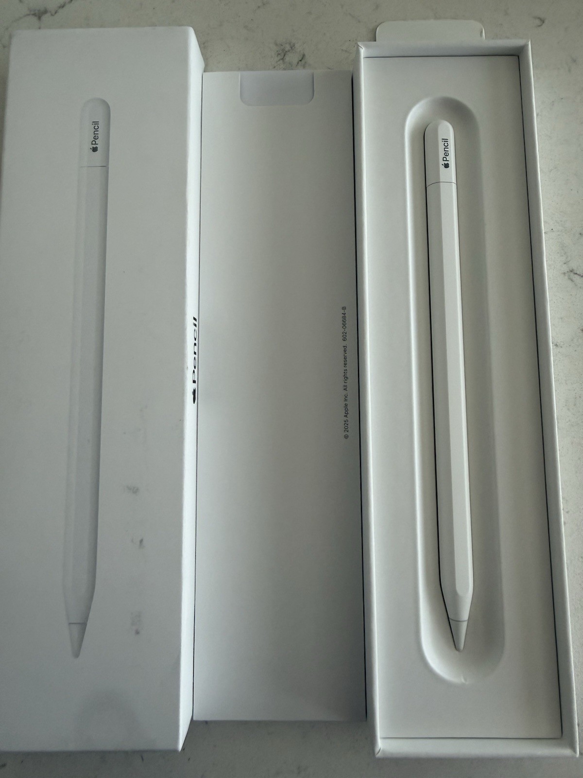 Apple Pencil (USB-C) Model A3085 MUWA3AM/A Excellent Condition