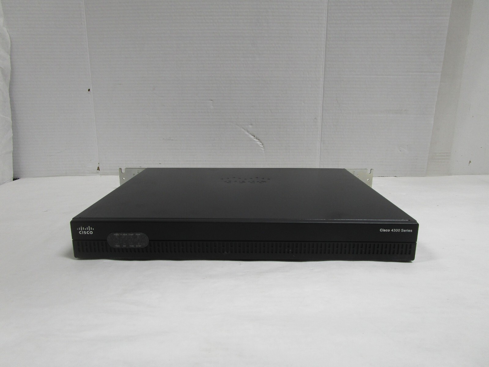 CISCO ISR4321/K9 Gigabit Router w/ NIM-ES2-4 & NIM-1MFT-T1/E1 USED SHIPS FREE!