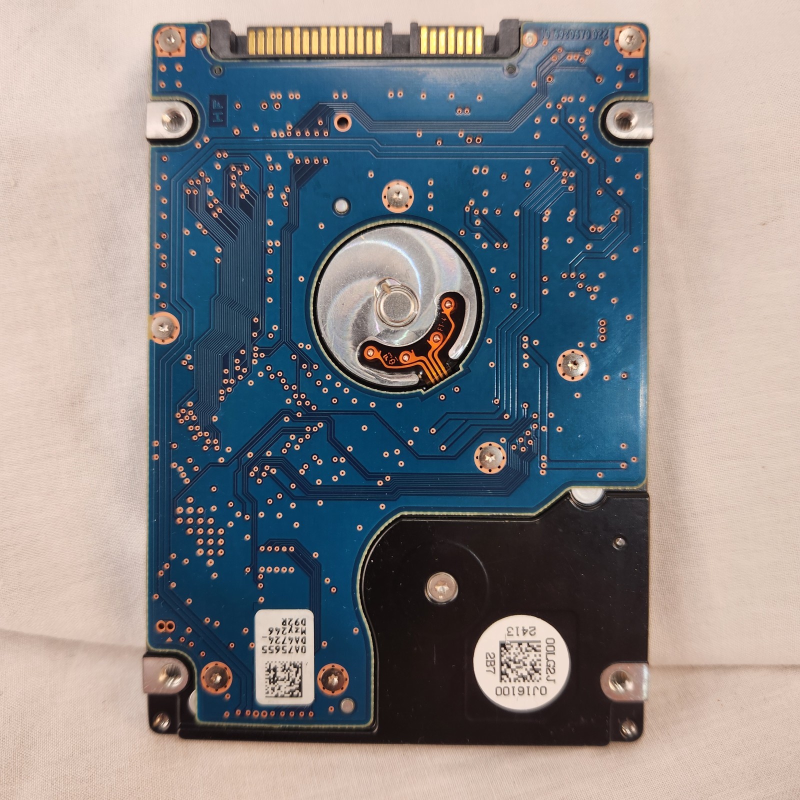 HITACHI HGST HDD 320GB Z7K320-320 7200 RPM 2.5″ SATA II Laptop Hard Drive