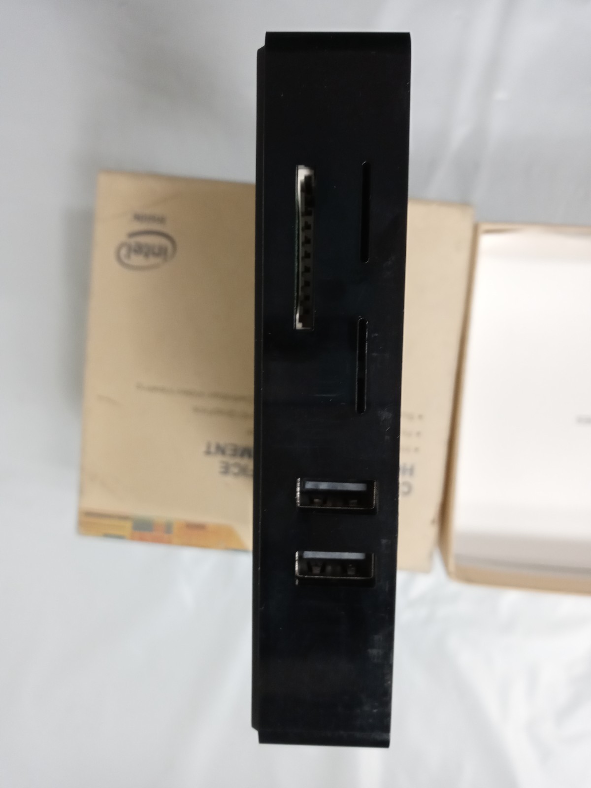 Mini PC Z83-V Intel Atom (TM)X5-Z8350 CPU 1.44GHz 4GB 64GB SSD with Power Cable