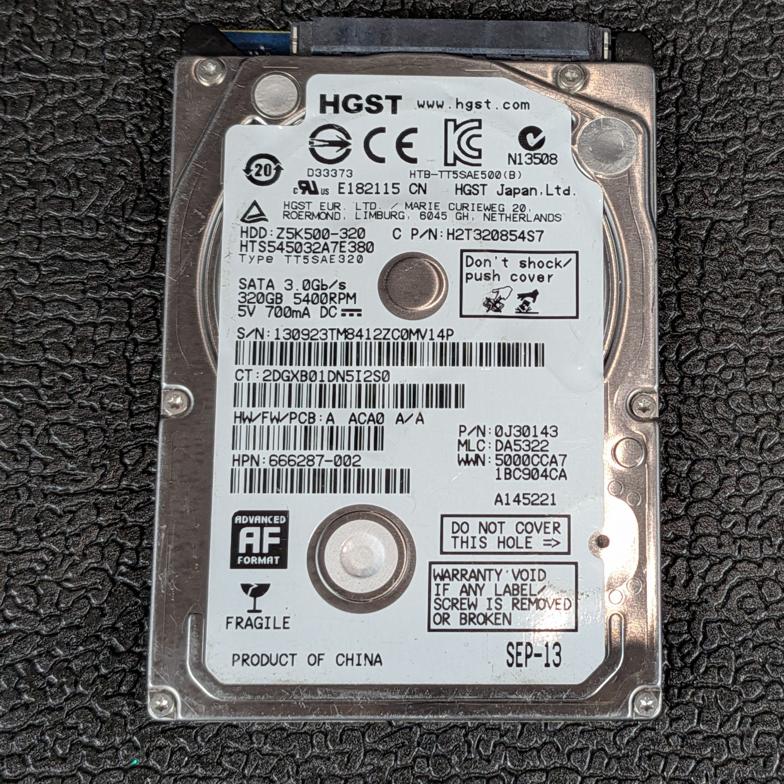 Hitachi Travelstar ZK500 320GB 2.5″ SATA Hard Drive – HTS725032A9A364 – TESTED