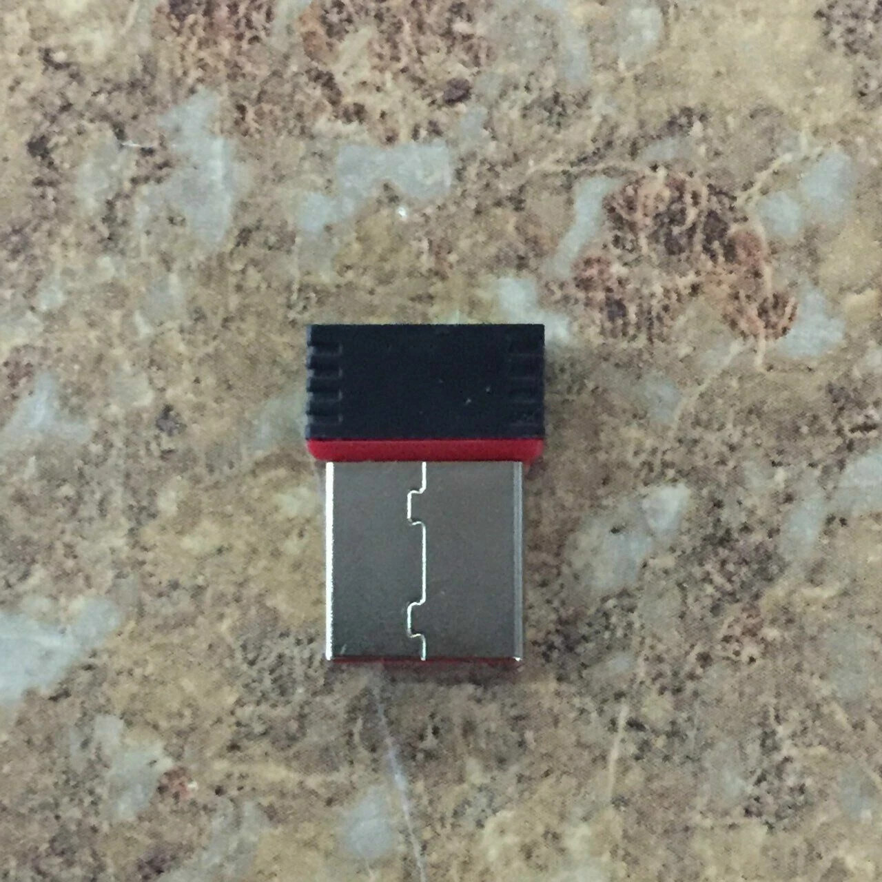 New Realtek Mini USB Wireless 802.11B/G/N LAN Card WiFi Network Adapter RTL8188