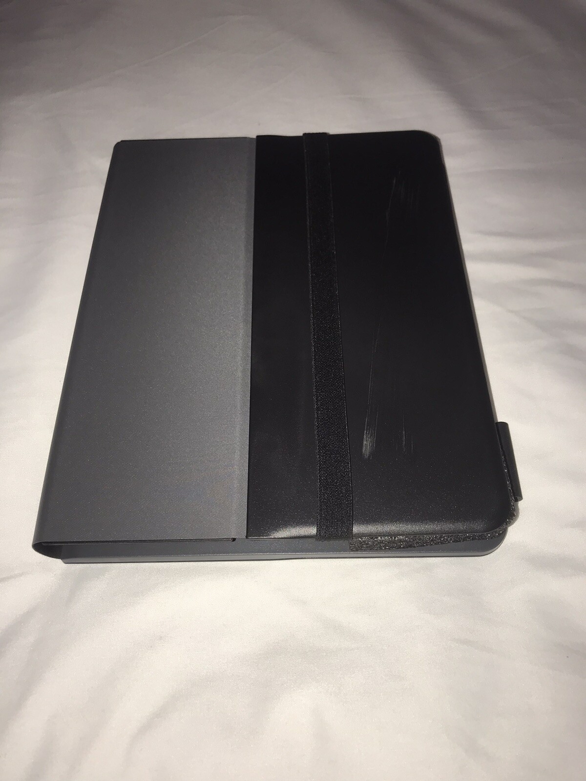 Logitech Universal Folio with Integrated Bluetooth 3.0 Keyboard for 9-10″