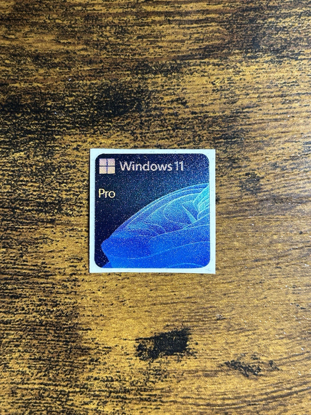 1x Windows 11 Pro Holographic Desktop / Laptop sticker label (NEW)
